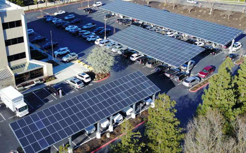 large commercial solar power installation
